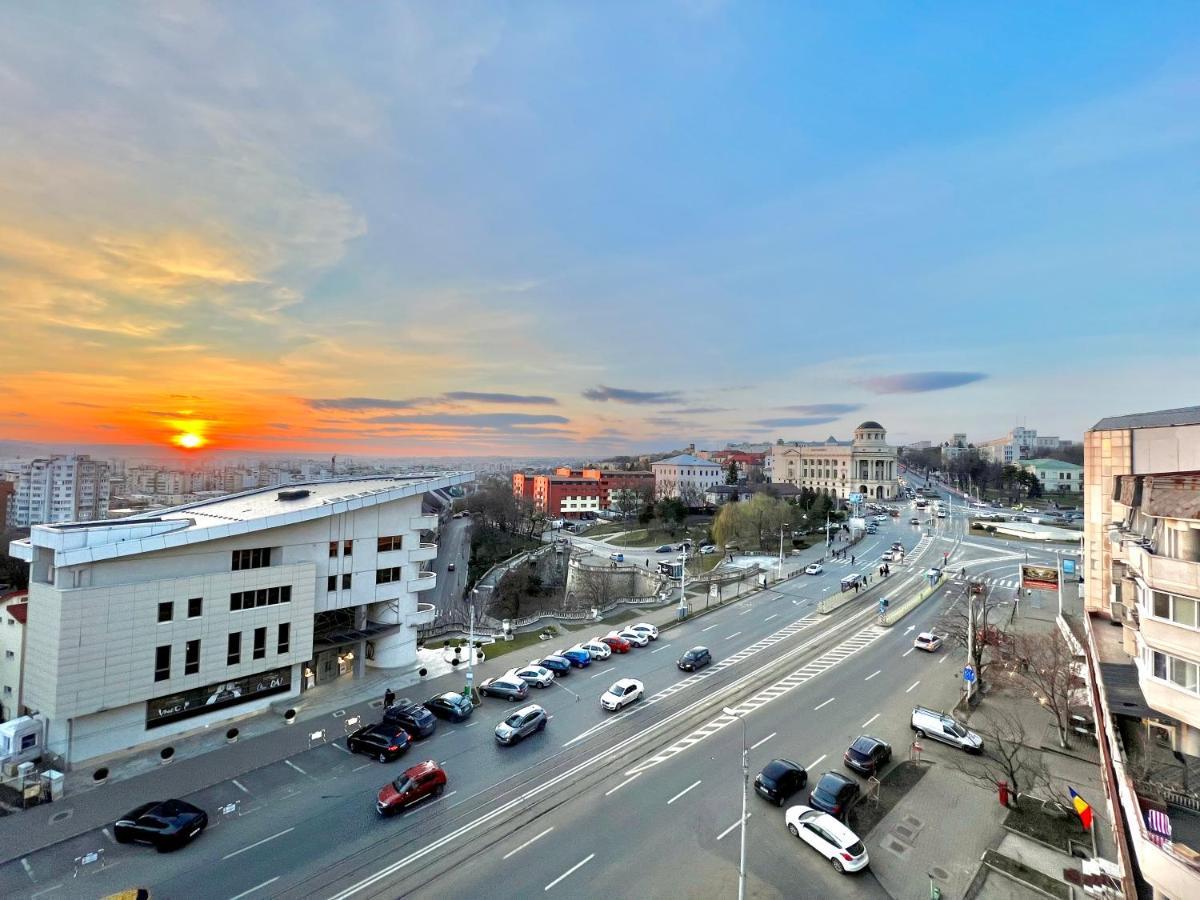 Mnm Lapusneanu Iasi Exterior foto